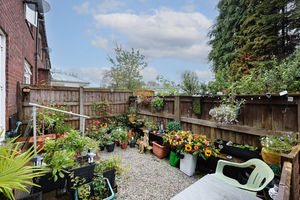 Photo 16- click for photo gallery